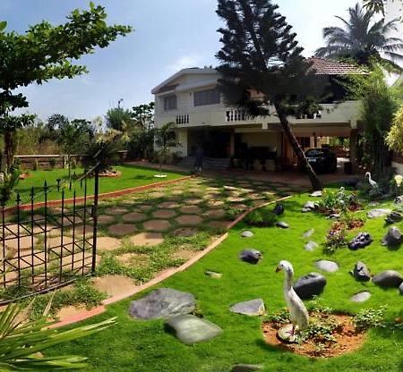 Urban Retreat Homestay Mangaluru Exterior foto